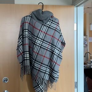 Women’s Pull Over Shawl With Scarf